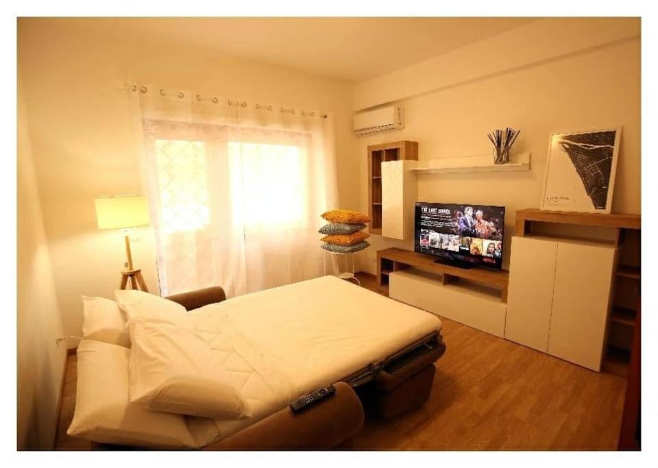Cozy Coastal Gateway Apartment Лидо ди Остия Екстериор снимка