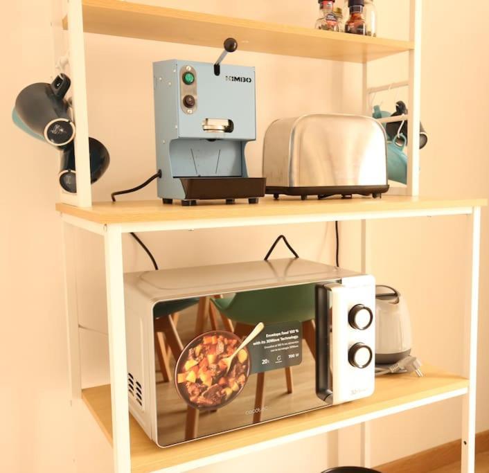 Cozy Coastal Gateway Apartment Лидо ди Остия Екстериор снимка