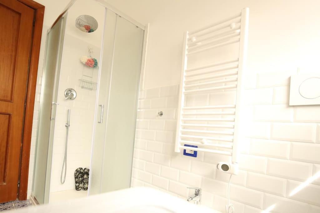 Cozy Coastal Gateway Apartment Лидо ди Остия Екстериор снимка