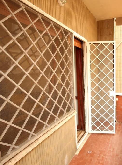 Cozy Coastal Gateway Apartment Лидо ди Остия Екстериор снимка